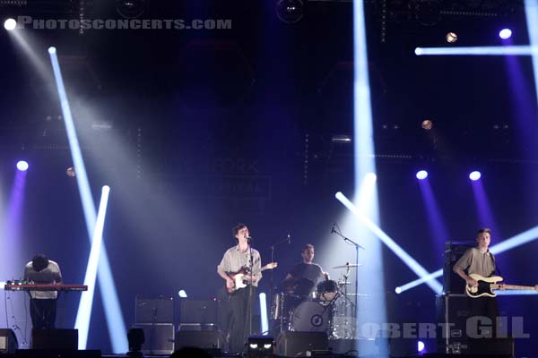 OUGHT - 2014-10-30 - PARIS - Grande Halle de La Villette - 